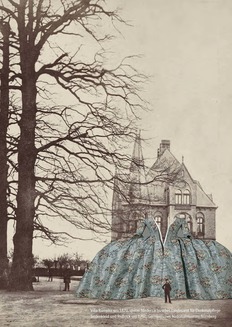 Villa Rümpler um 1870, später Niedersächsisches Landesamt für Denkmalpflege Seidenkleid und Reifrock um 1760, Germanisches Nationalmuseum Nürnberg