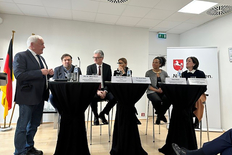 Die Fundstelle Schöningen in Brüssel